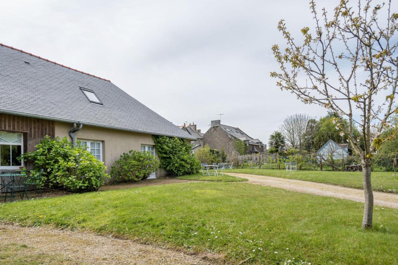 Gite Le Bisquin Cancale Bagian luar foto